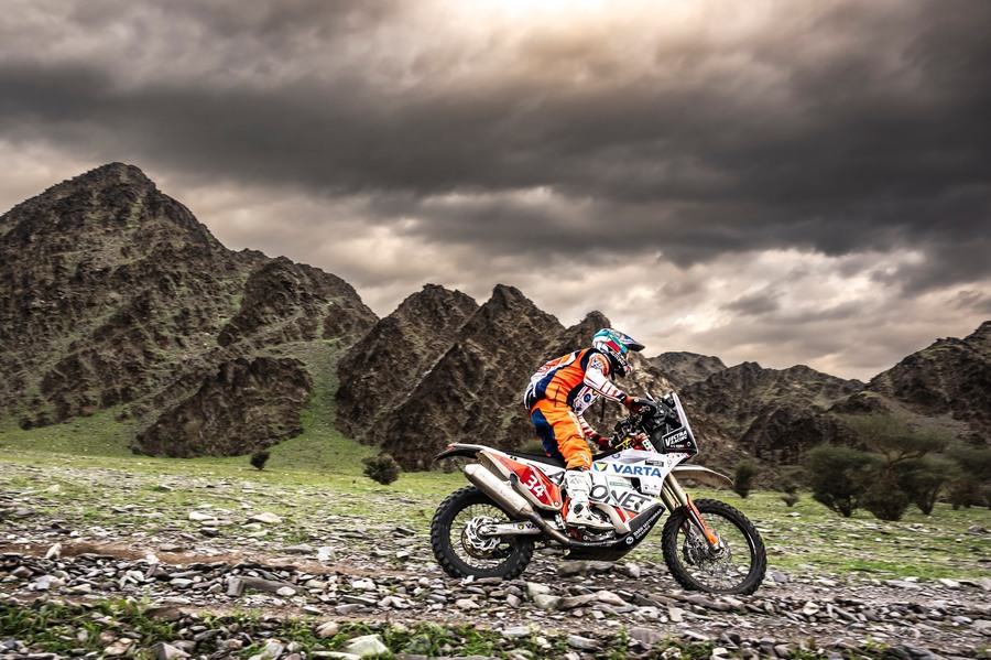 Emanuel Gyenes, locul 41 în etapa a treia la Raliul Dakar