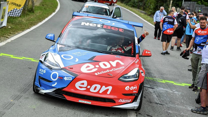 Weekend plin de adrenalina la Trofeul Audi Braşov: Dominic Marcu şi Tesla prezenţi la Start