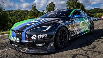 Dominic Marcu şi Tesla Model S Plaid vor lua startul în acest weekend la ultima etapă din Campionatul Naţional de Viteză în Coastă - Trofeul Poiana Braşov