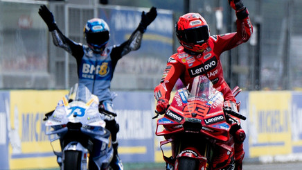 Marc Marquez a câştigat sprintul în Aragon. Fratele său Alex l-a secondat