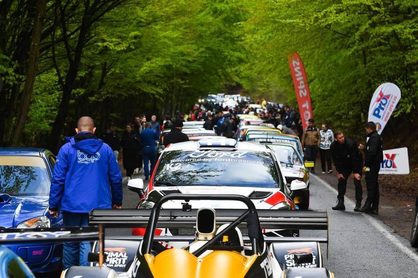 Record absolut de competiţii sub egida FRAS: în weekend vor avea loc 13 evenimente. Vor concura 670 de sportivi