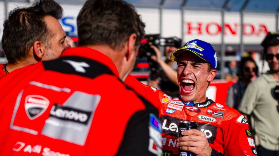 VIDEO | Marc Marquez a intrat în istorie. Pilotul spaniol de 32 de ani a câştigat al şaptelea titlu mondial la MotoGP