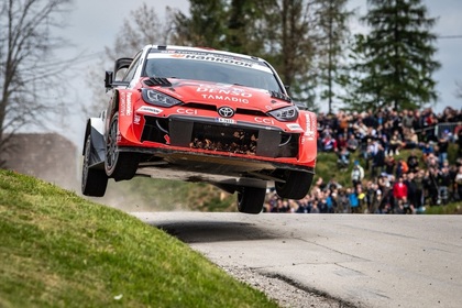 Japonezul Takamoto Katsuta a obţinut a doua victorie consecutivă în WRC