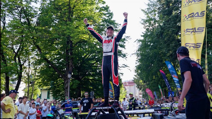 VIDEO | Jerome France intră în istoria cursei de la Sinaia: câştigă trofeul unic, stabileşte un nou record şi obţine a treia victorie consecutivă
