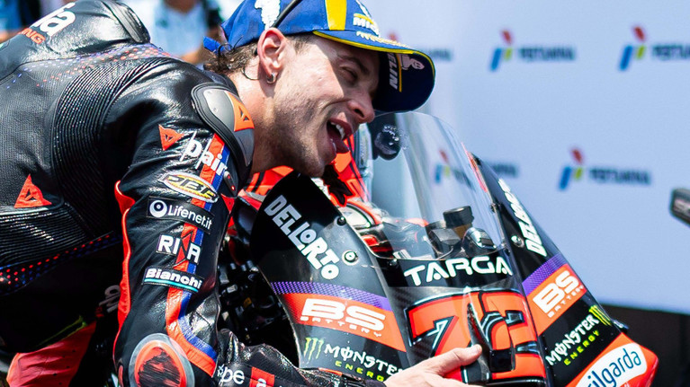 VIDEO | Marco Bezzecchi a câştigat Grand Prix-ul Indoneziei. Italia a ajuns la 300 de victorii în MotoGP
