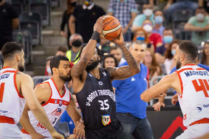 CSM Oradea - ”U” Cluj, de la ora 20.00, pe Looksport+. Finala Ligii Naţionale de baschet a ajuns la meciul 3