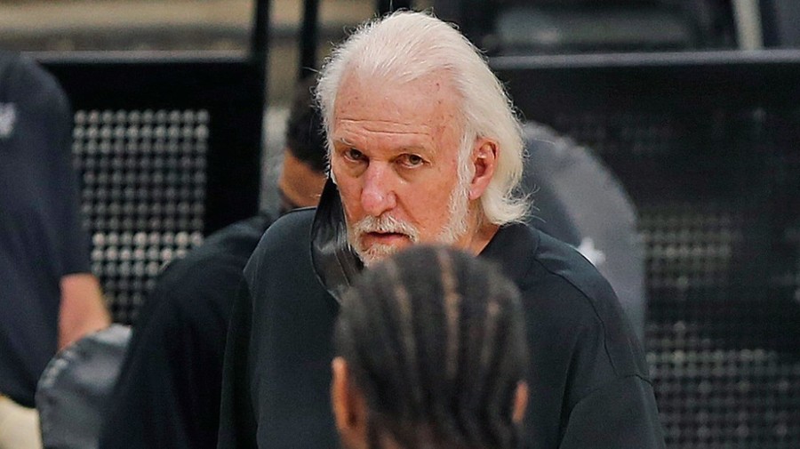 Gregg Popovich a egalat recordul de victorii pentru un antrenor în NBA
