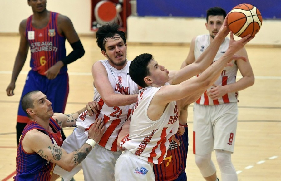 VIDEO | Derby-ul Dinamo - Steaua se joacă la baschet, vineri, de la ora 20:00, în direct pe Prima Sport 1