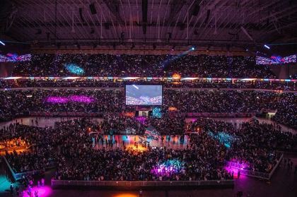 VIDEO | Record de asistenţă în NBA. 68.323 de spectatori au fost prezenţi la meciul San Antonio Spurs – Golden State Warriors