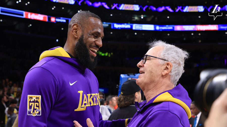 LeBron James a devenit al doilea jucător din istoria NBA care înscrie peste 38.000 de puncte
