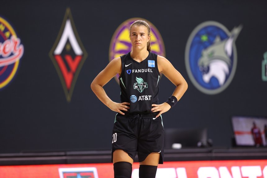 A început finala WNBA! Sabrina Ionescu a avut parte de un tratament special din partea adversarelor