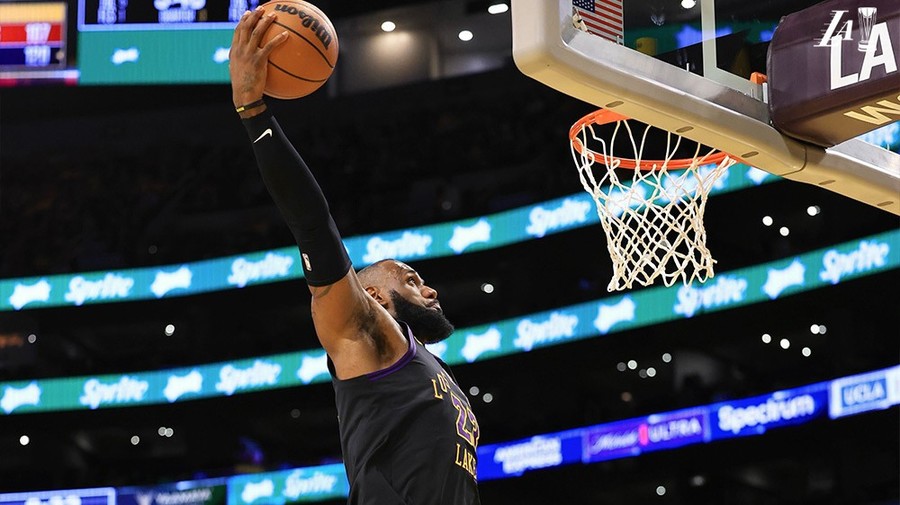 VIDEO | LeBron James continuă să scrie istorie în NBA! Baschetbalistul de la LA Lakers este unicul care a atins această bornă