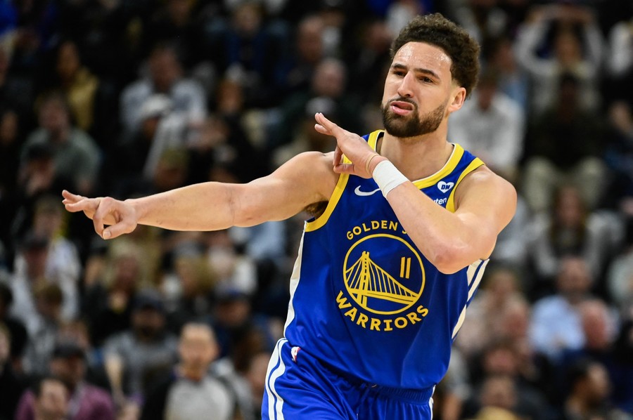 VIDEO | Klay Thompson a avut o prestaţie senzaţională, în primul meci în care a fost rezervă după 12 ani