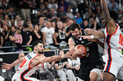 VIDEO | CSM Oradea - UBT Cluj 94-92. Primul eşec stagional al campioanei a venit în finală!