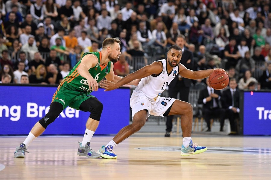 VIDEO | UBT Cluj - Cedevita Ljubljana 86-93. Campioana debutează cu eşec în noua stagiune din EuroCup