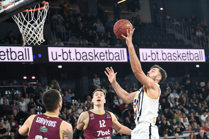 VIDEO | UBT Cluj - Lietkabelis 100-93. Ardelenii au avut un avans uriaş, dar au tremurat pe final