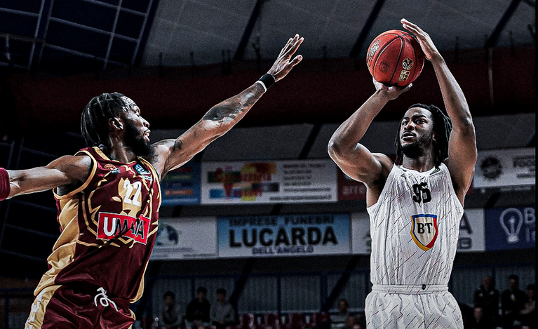 VIDEO | UBT Cluj, victorie preţioasă pe terenul italienilor de la Umana Reyer Veneţia, în BKT EuroCup