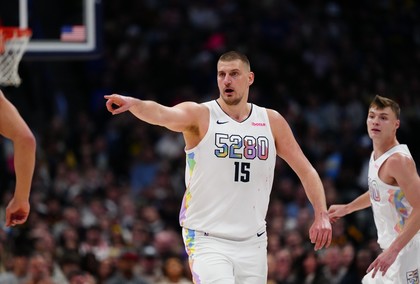 Nikola Jokic a intrat în istorie cu o performanţă legendară! Ce a făcut jucătorul lui Denver Nuggets