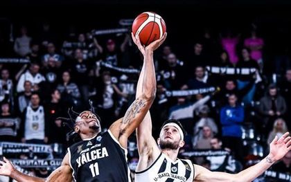 VIDEO | UBT Cluj, succes în prelungiri în disputa cu revelaţia CS Vâlcea