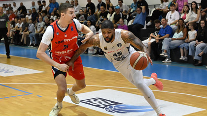 VIDEO | CSO Voluntari - CSM Oradea 82-90. Oaspeţii sunt la un meci de finala Ligii Naţionale de Baschet