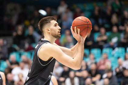 Pivotul sârb Dušan Miletić, de 2.12 metri, este al 8-lea transfer al campioanei U BT Cluj