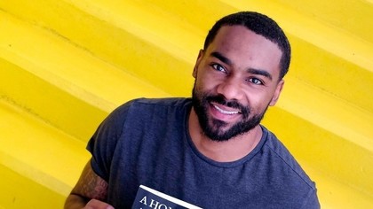 Patrick Richard, căpitanul campioanei U BT Cluj, şi-a lansat volumul ”O casă departe de casă”