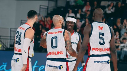 CSM Oradea, victorie de moral în FIBA Europe Cup cu liderul Pallacanestro Reggiana