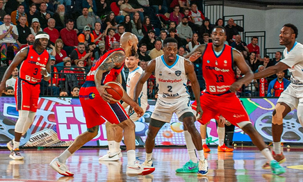 CSM Târgu Mureş şi CSM Oradea, victorii în sferturile Turneului Final 8 al Cupei României