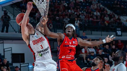 VIDEO | Dinamo – CSM Oradea 72-76. Calificarea în finala Ligii Naţionale se poate decide în meciul următor