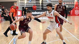 VIDEO | Rapid - Dinamo 62-87. Noul sezon din Liga Naţională începe cu o diferenţă mare de scor
