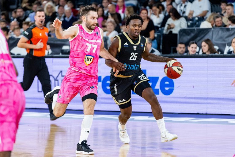 VIDEO | UBT Cluj - Dubai 85-92. Prestaţie de excepţie a ardelenilor în faţa unui adversar de calibru