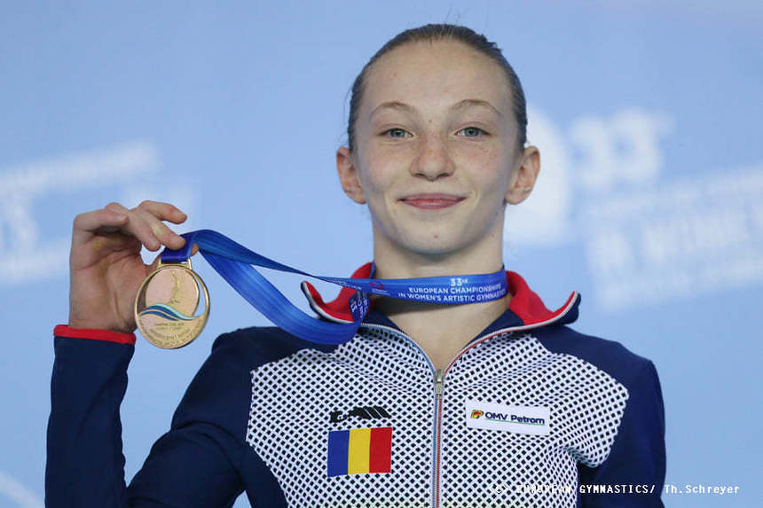 Zi mare pentru gimnastica românescă! Ana Bărbosu a câştigat toate cele patru medalii de aur în finalele pe aparate junioare