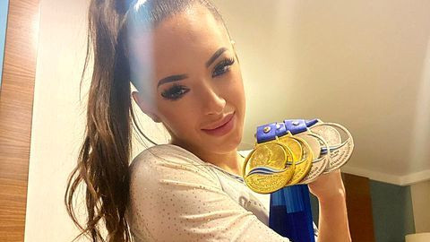 Larisa Iordache, postare emoţionantă, după ce a obţinut patru medalii la Campionatele Europene. ”Niciodată nu este prea târziu să îţi urmezi visul şi să visezi la ceea ce îţi doreşti cu adevărat”