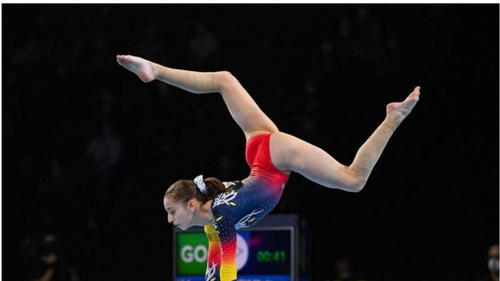 Maria Ceplinschi s-a calificat în finală la individual compus la CM de gimnastică
