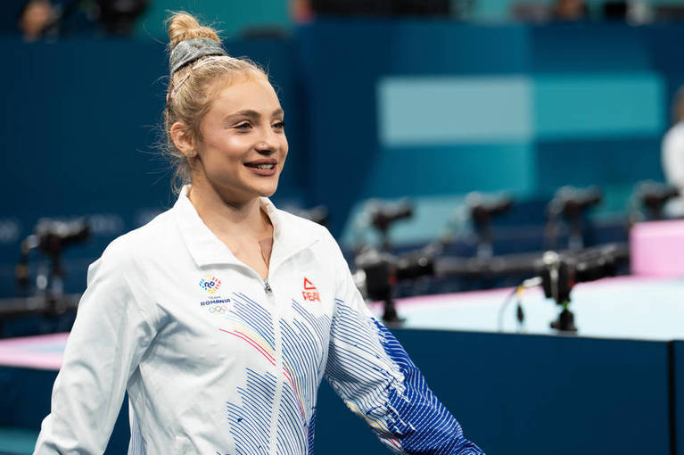 Sabrina Maneca Voinea, în finală la sol, la Cupa Mondială de la Paris