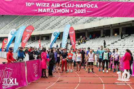 VIDEO | Un moldovean a câştigat maratonul de la Cluj. Număr impresionat de participanţi