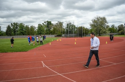 Pistă de atletism ce poate găzdui competiţii de nivel înalt în România, printr-o investiţie de 11 milioane de lei