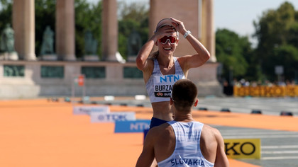 Moment superb la mondialul de atletism. A trecut linia de sosire şi a fost premiată cu o cerere în căsătorie