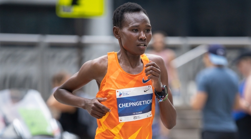 Kenyana Ruth Chepngetich a doborât recordul mondial la maraton