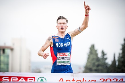 Norvegianul Jakob Ingebrigtsen a câştigat titlul continental la cros