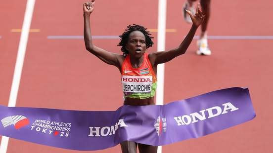 Campioană olimpică în 2021, kenyanca Peres Jepchirchir a câştigat titlul mondial la maraton 