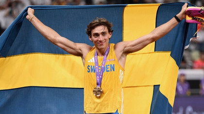 Senzaţionalul Mondo Duplantis a câştigat titlul la săritura cu prăjina cu al 14-lea său record mondial