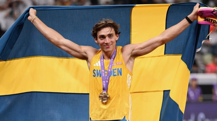 Senzaţionalul Mondo Duplantis a câştigat titlul la săritura cu prăjina cu al 14-lea său record mondial