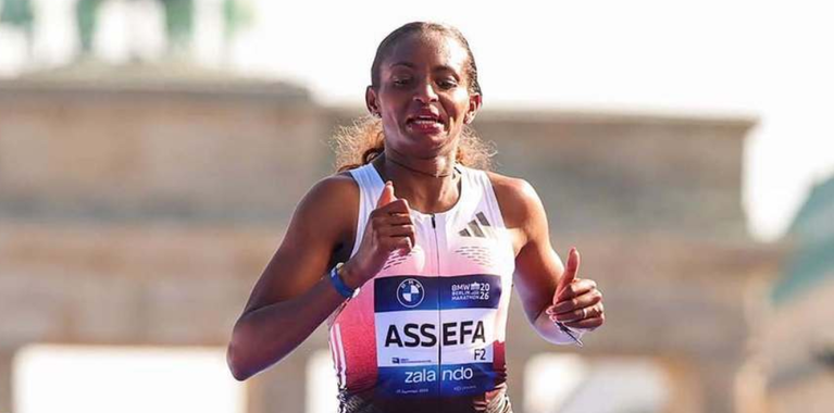 Tigist Assefa a setat la Berlin al treilea timp din istorie la maraton
