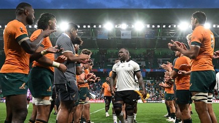 După ce Australia a pierdut cu Fiji la CM de rugby, selecţionerul Eddie Jones a fost huiduit: ”Puteau să arunce spre mine şi cu baghete şi croissante”