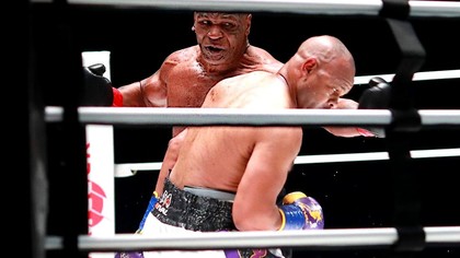 Tyson a apelat la droguri pentru meciul cu Jones: "A făcut să-mi explodeze capul!". Revanşa "titanilor" ar putea avea loc în...Rusia!