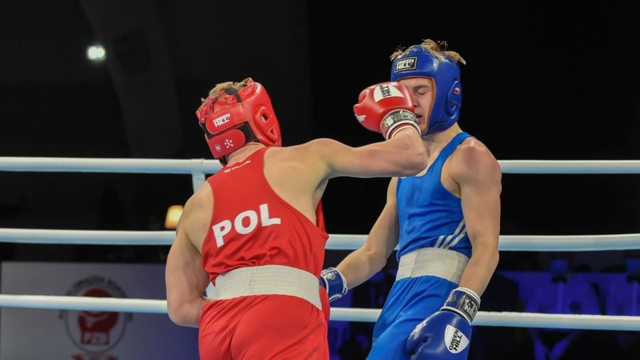 Un boxer de 19 ani a decedat după un meci la Campionatele Mondiale
