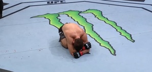 VIDEO | Victorie uriaşă pentru Khabib Nurmagomedov! Justin Gaethje a abandonat în faţa luptătorului rus