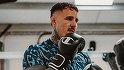 Tom Aspinall renunţă la titlul UFC al greilor