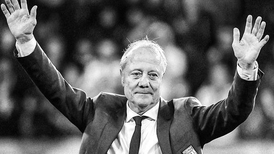 Doliu în fotbalul mondial! Legenda Franţei s-a stins din viaţă la 72 de ani